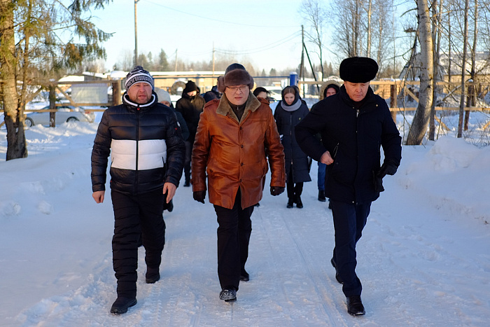 Александр Соколов поручил региональному минтрансу найти возможность для создания мостов через Кобру.