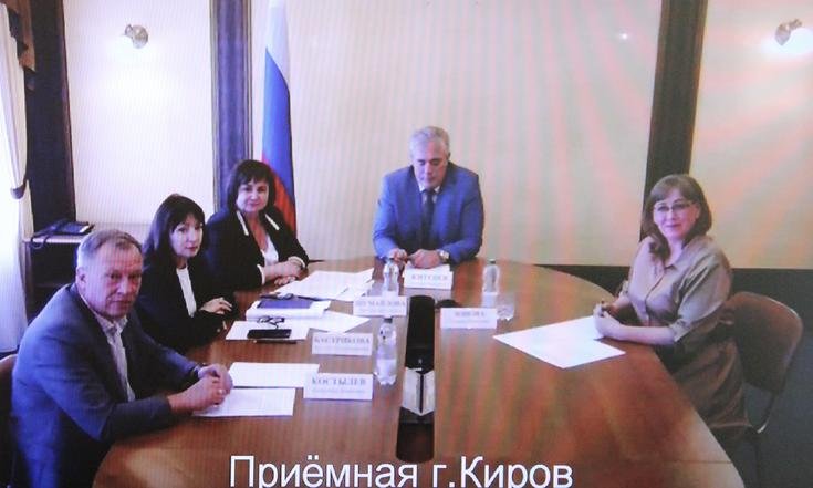 Помощник полпреда Президента РФ в ПФО Дмитрий Пшенников провел прием граждан.