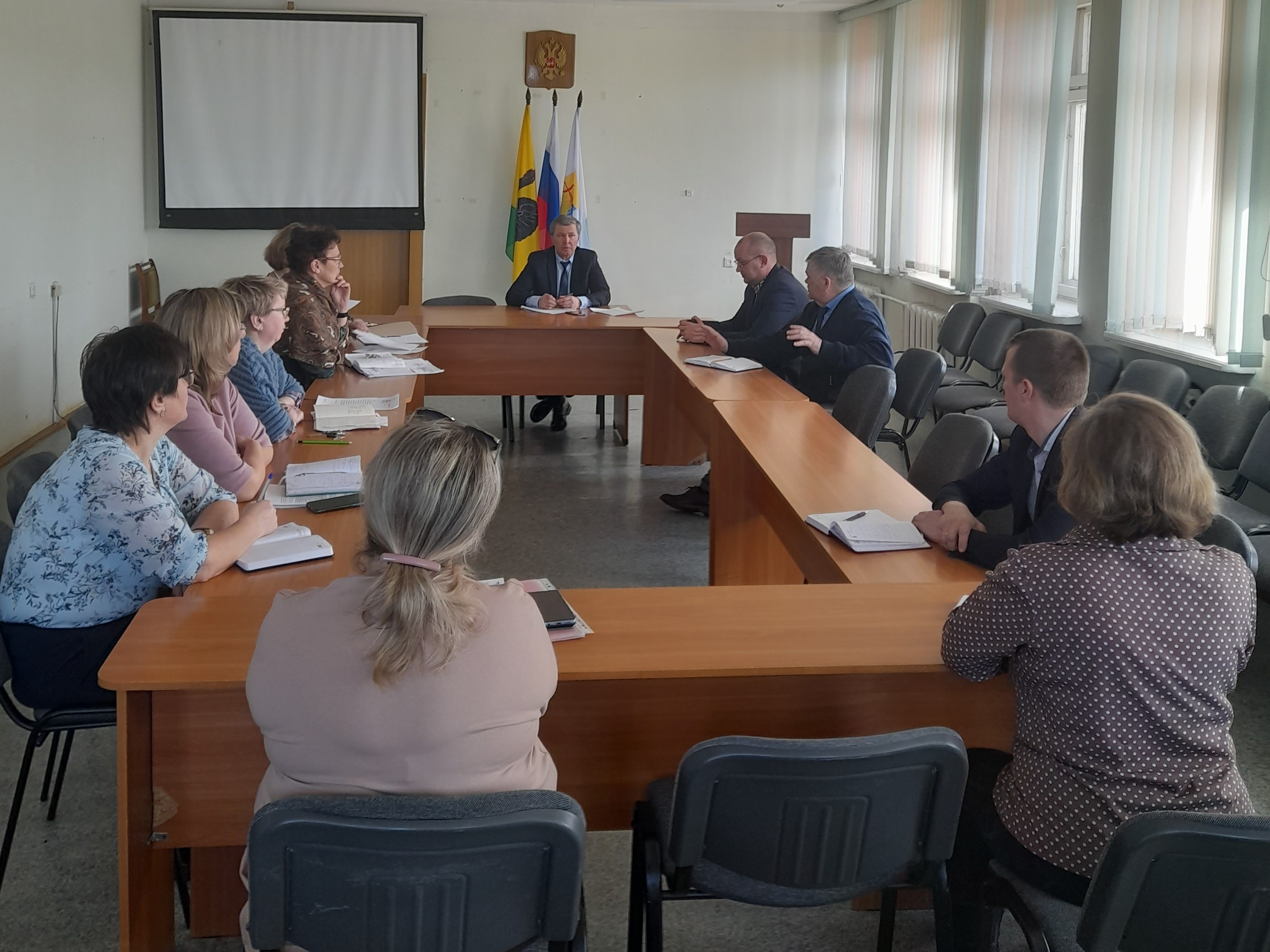 Еженедельная планерка у главы Нагорского района В.Е. Булычева.