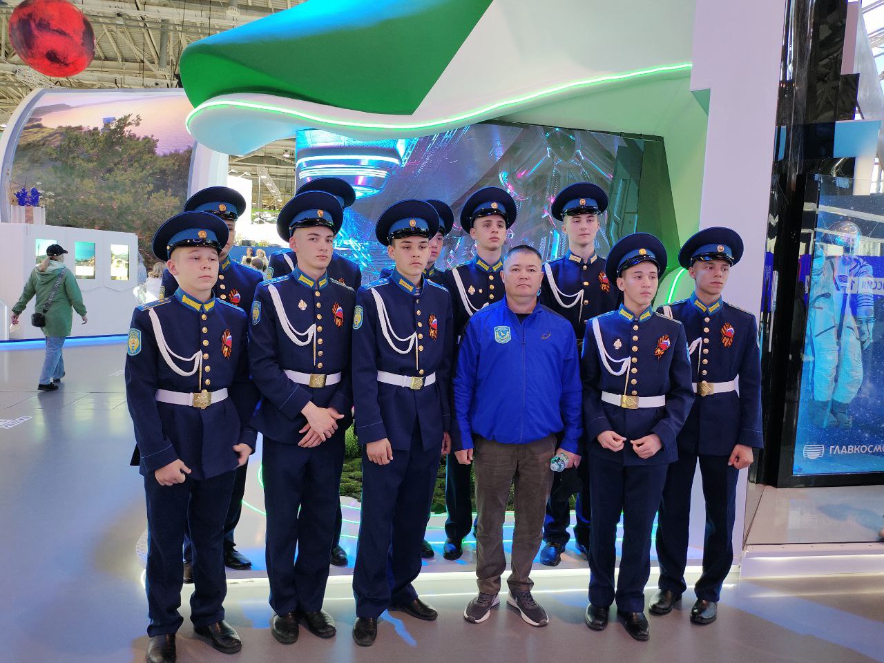 Лучшие воспитанники кадетских корпусов ПФО посетили генеральную репетицию Парада Победы в Москве.