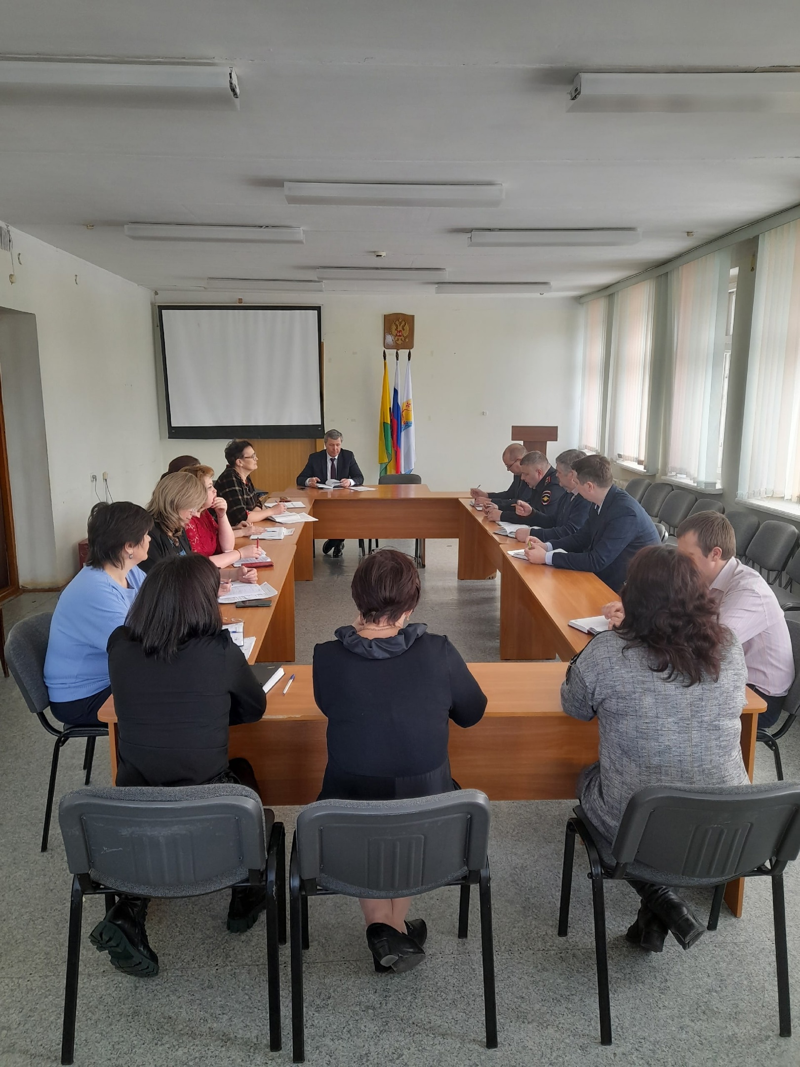 Еженедельная планерка у главы Нагорского района В.Е. Булычева.