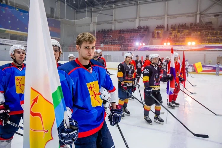 В Казани завершился V Кубок Приволжского федерального округа  по хоккею среди любительских студенческих команд.