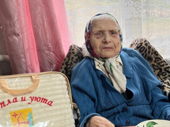 Жительница пгт Нагорск отметила 90-летний юбилей.