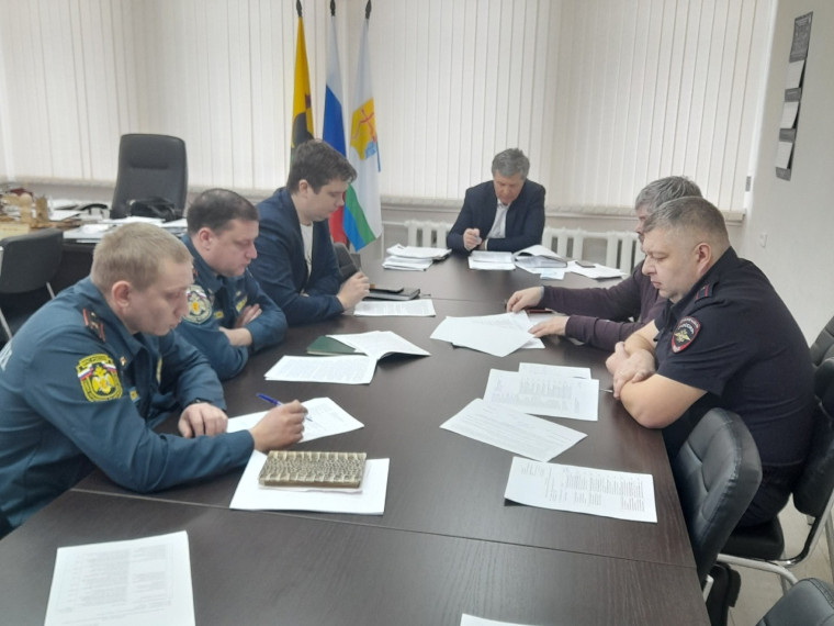 Состоялось заседание антитеррористической комиссии Нагорского района. Состоялось заседание антитеррористической комиссии Нагорского района.