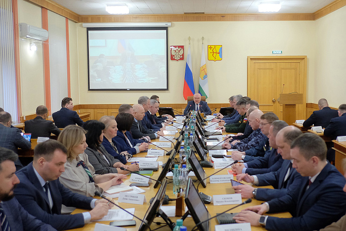 В Кировской области с 1 марта вырастут зарплаты педагогов, врачей и соцработников. В Кировской области с 1 марта вырастут зарплаты педагогов, врачей и соцработников.