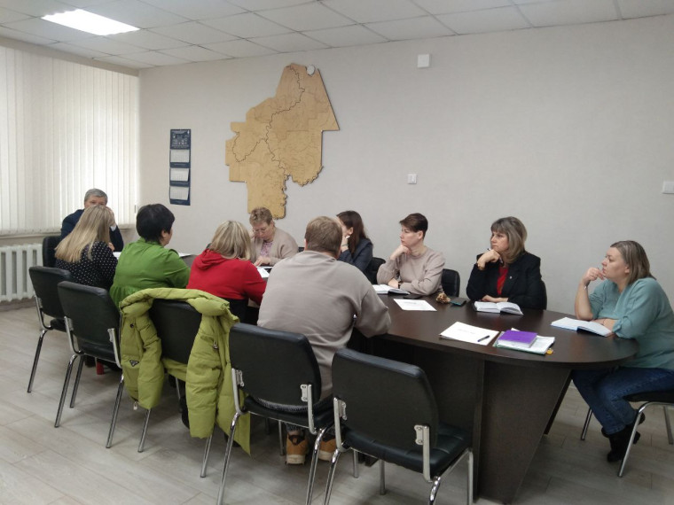 В Нагорске состоялось первое заседание оргкомитета по подготовке 80-летия Победы в ВОВ. В Нагорске состоялось первое заседание оргкомитета по подготовке 80-летия Победы в ВОВ.